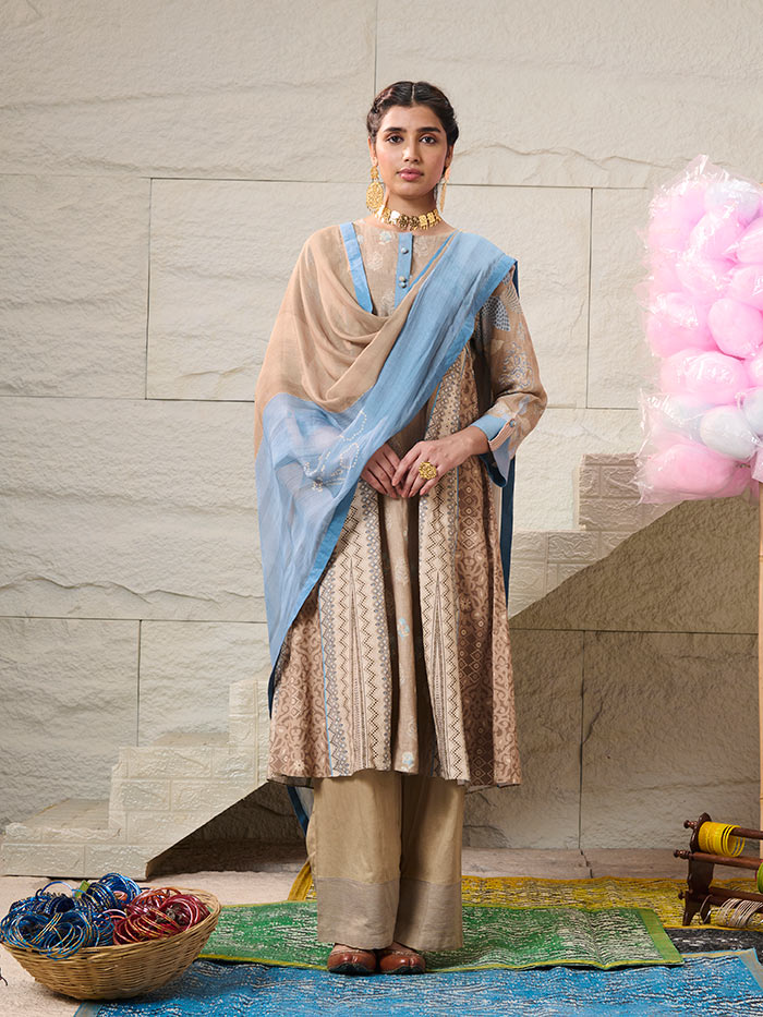 Baani Kurta Set with Dupatta - Beige