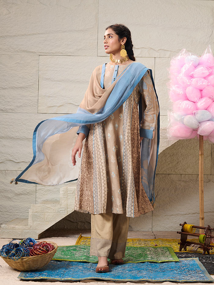 Baani Kurta Set with Dupatta - Beige