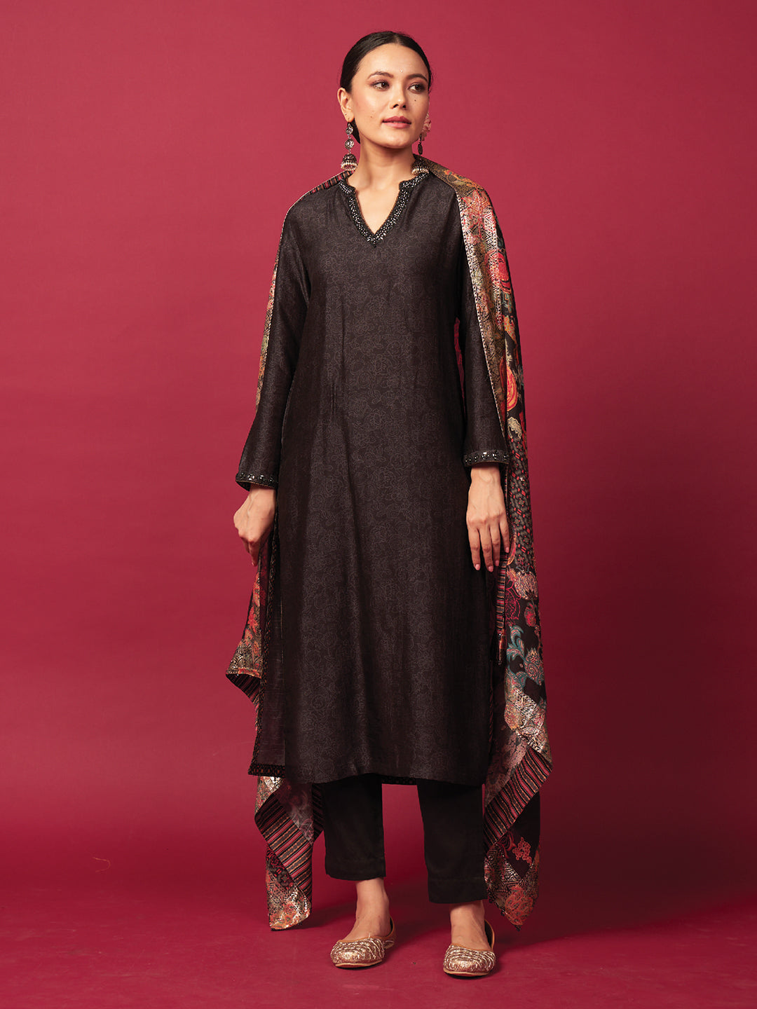 Sunehri Kurta Set with Dupatta - Black