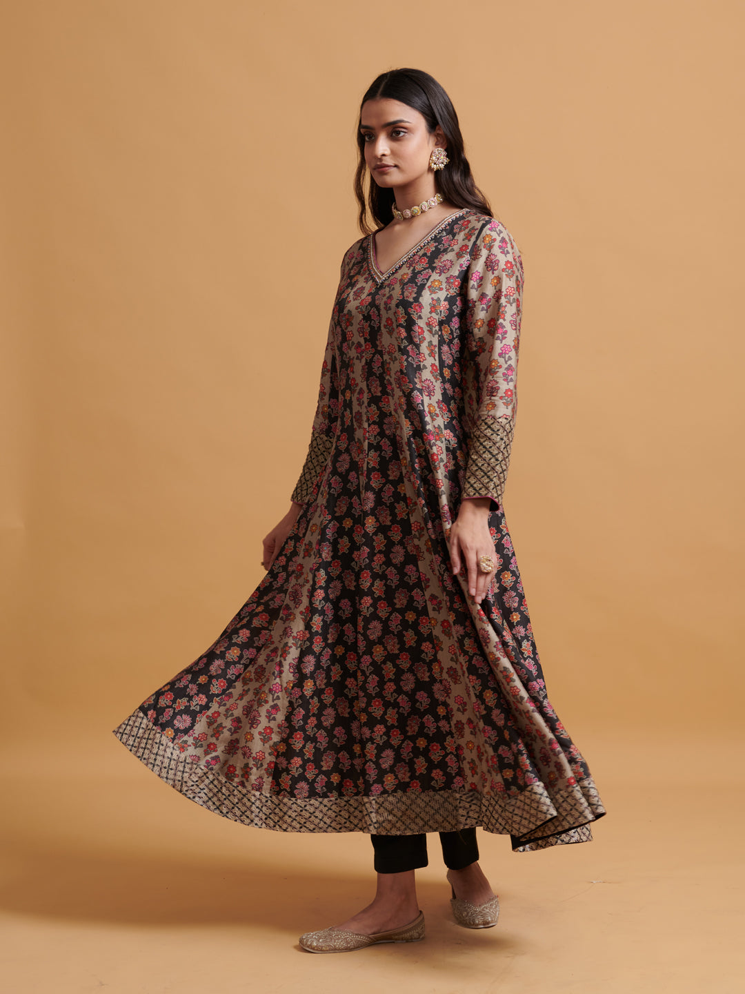 Navinya Kurta Set with Dupatta - Black