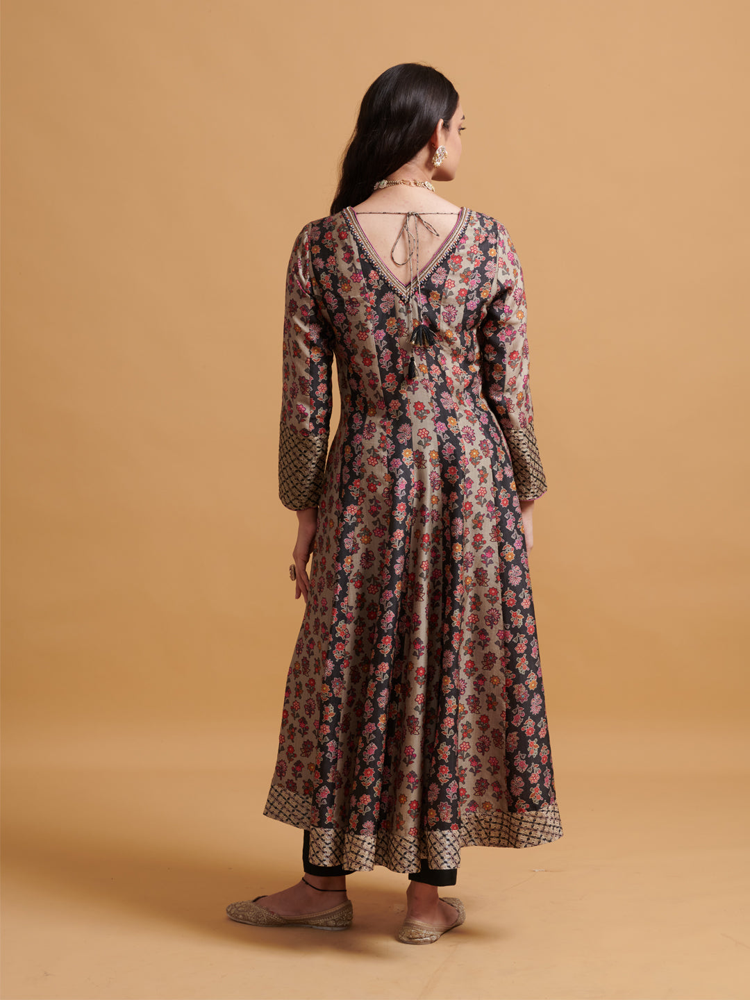 Navinya Kurta Set with Dupatta - Black