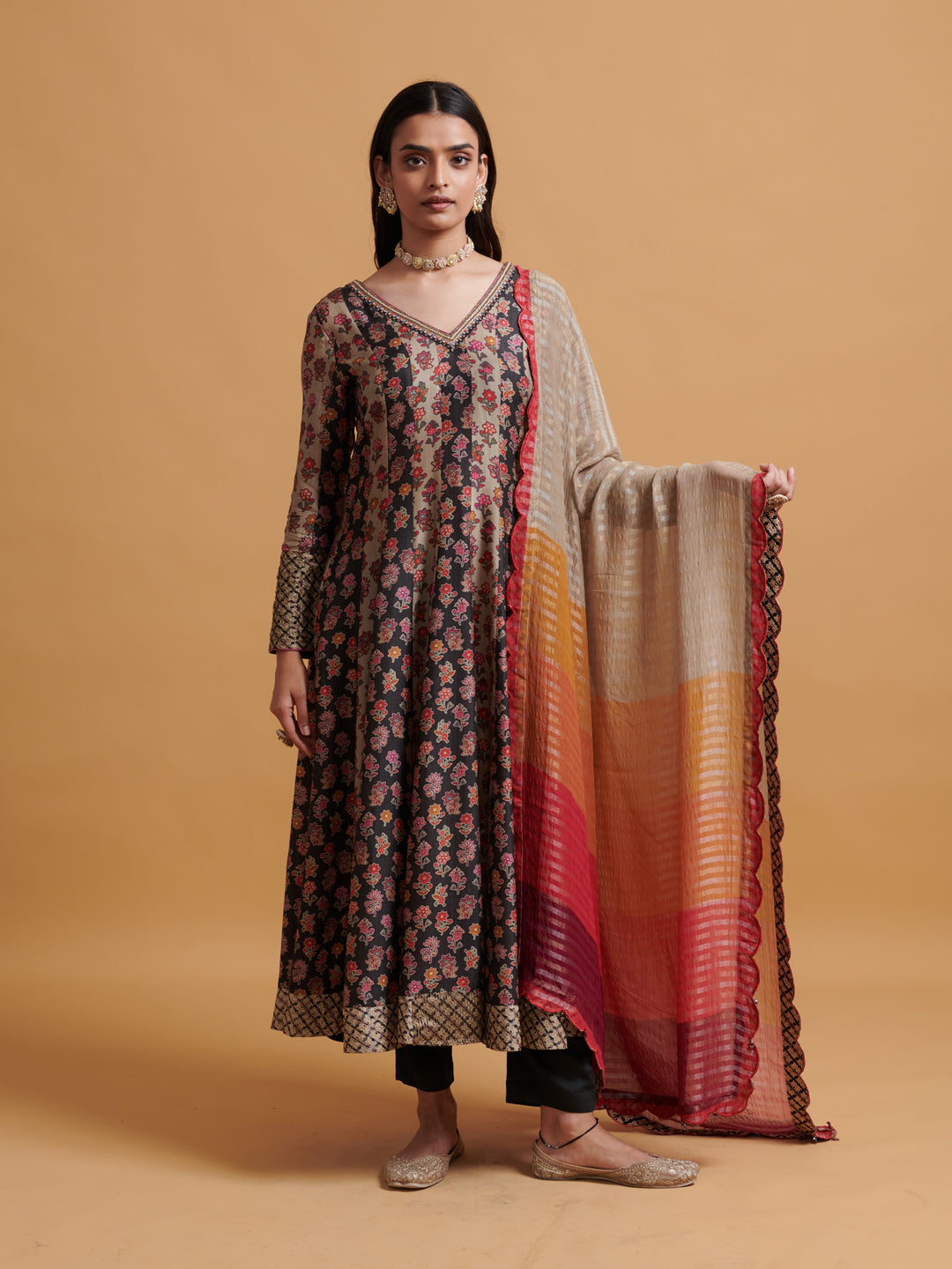 Navinya Kurta Set with Dupatta - Black