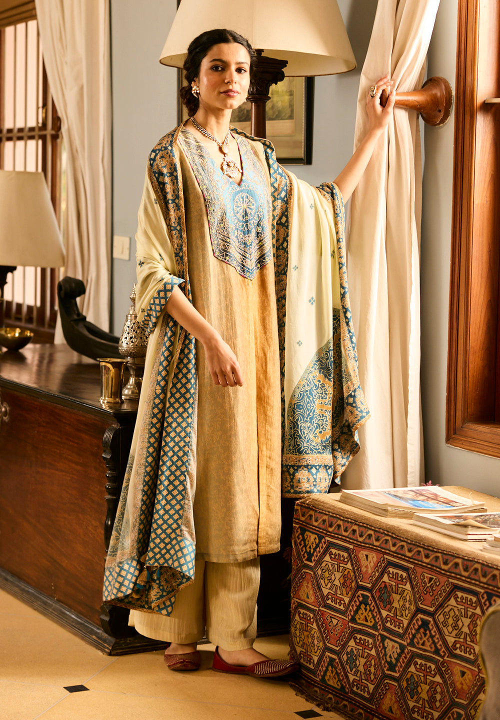 Jugnu Kurta Set with Dupatta - Cream