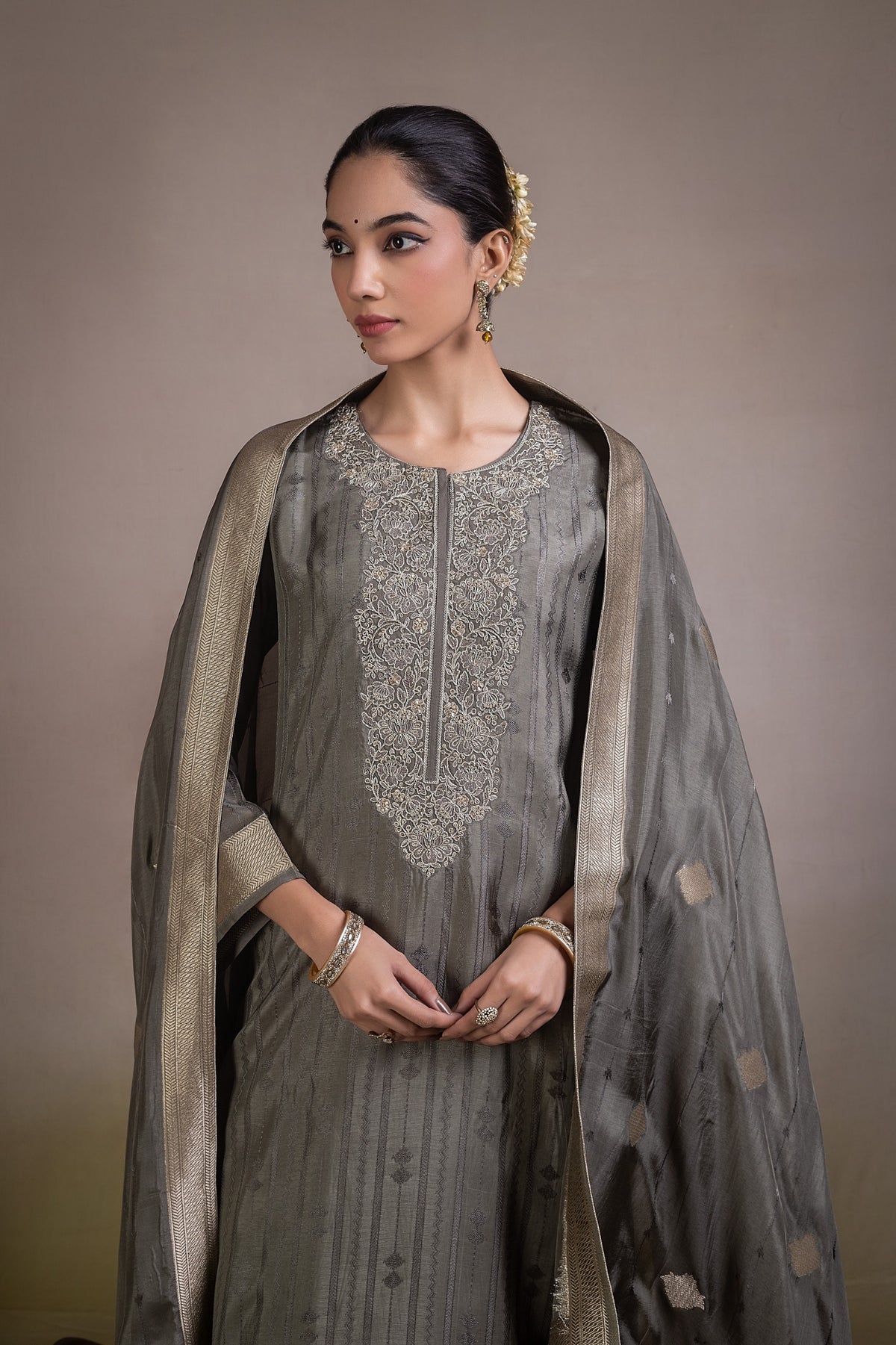 Aariz Embroidered Unstitched Kurta Set-Grey