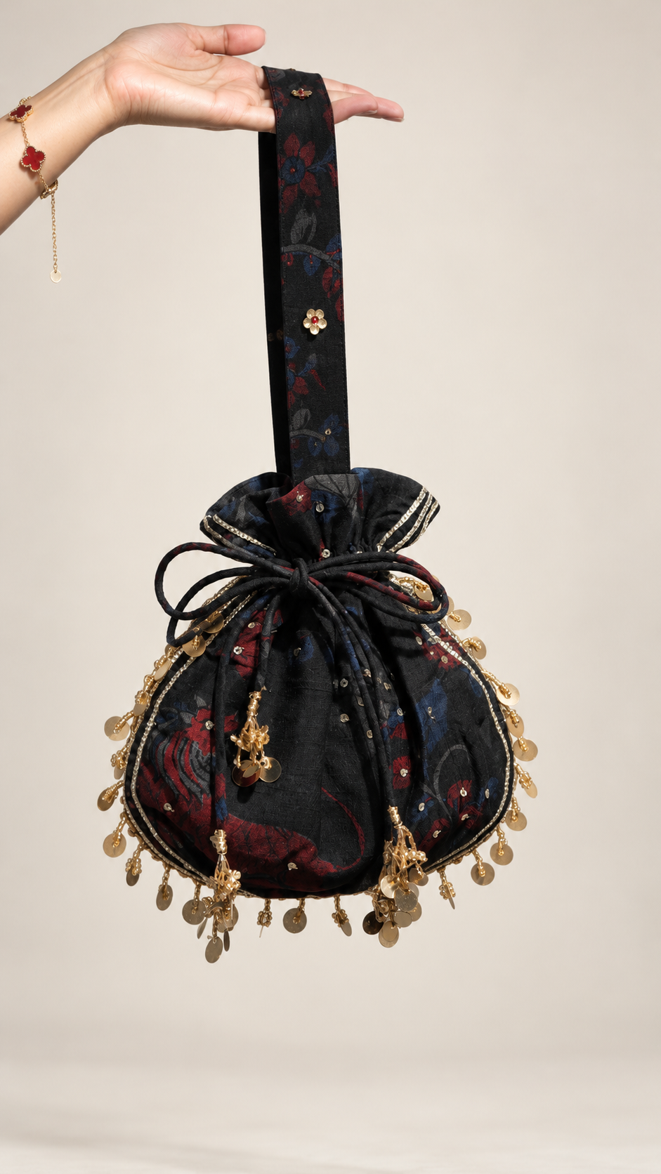 Gulposh Potli-Black