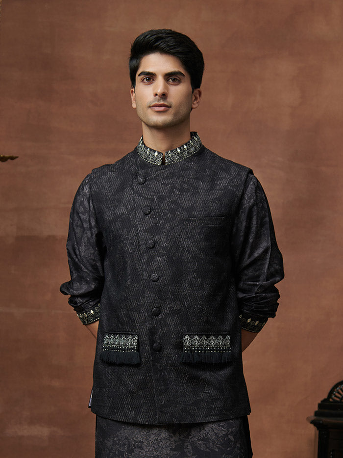 Black Bandi | Shop Saundh Man