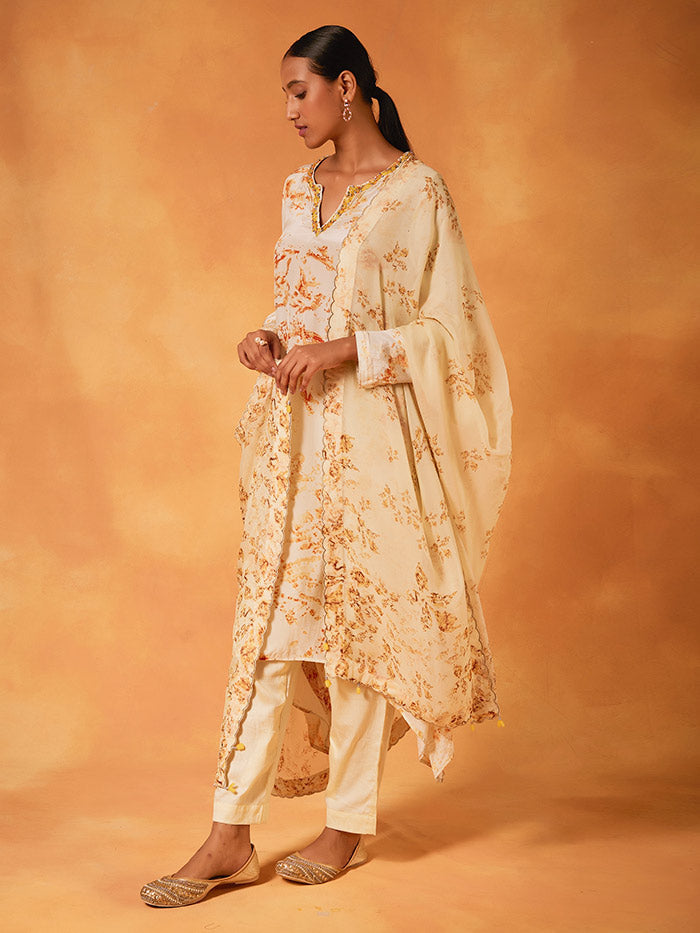 Ivory Kurta Set with Dupatta | Shop Saundh