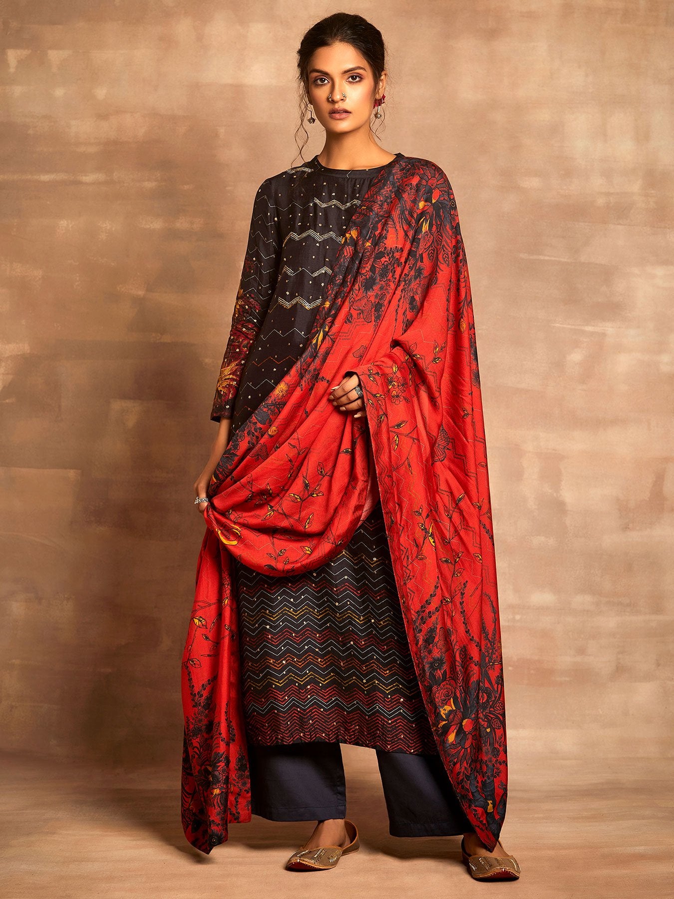 Shrinkhala unstitched set