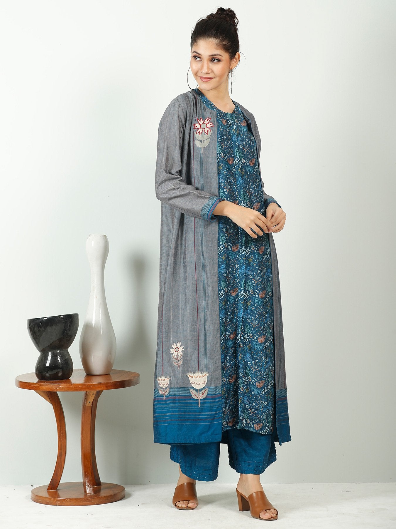Pankti printed Jacket Small